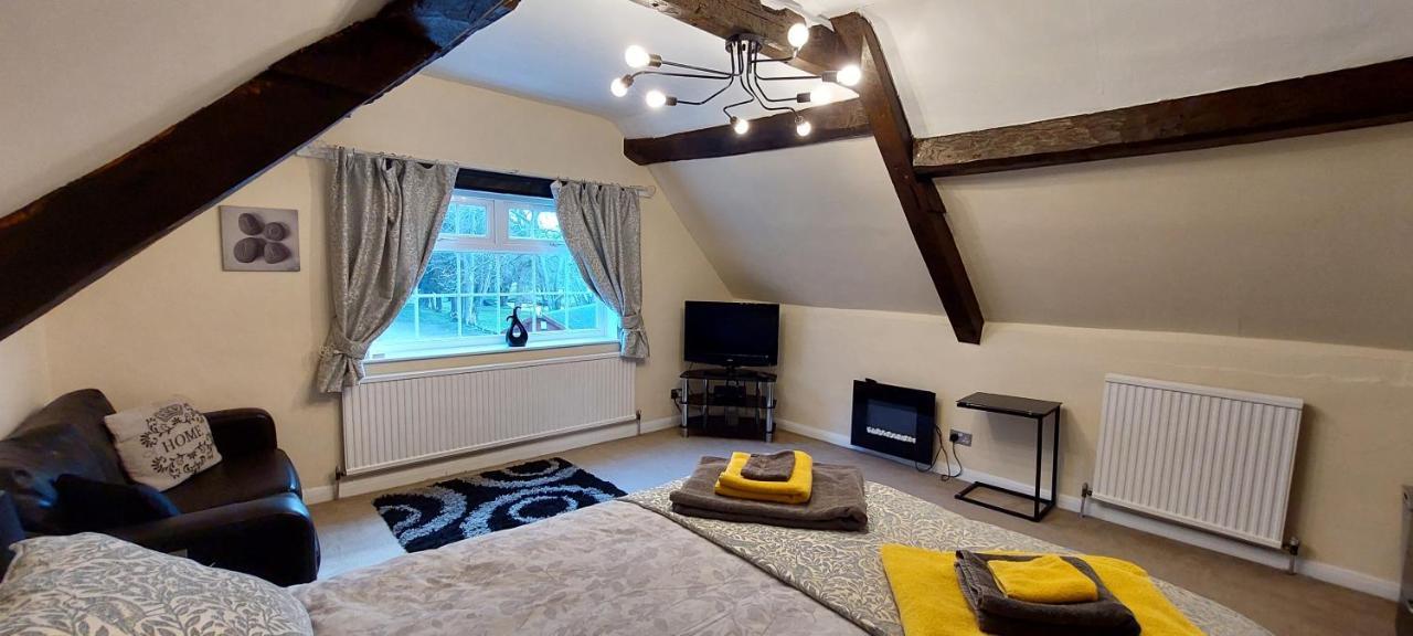 17Th-Century One Bed Studio With Parking & Garden! Elkesley المظهر الخارجي الصورة